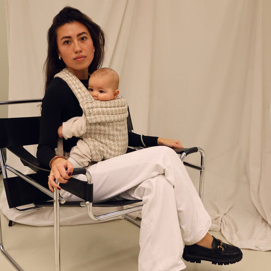 Nosidełko dla dziecka - Beżowe w pepitkę