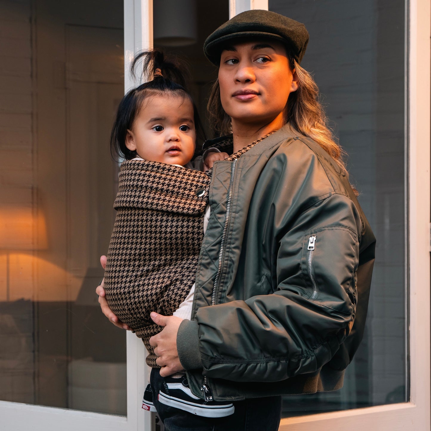 Nosidełko dla dziecka - Brązowy w pepitkę